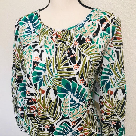 ECI Puff Sleeve Printed Knit Top - Picture 4 of 8